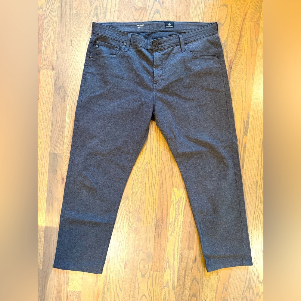 AG Men’s Jeans/Pant. 38x34 excellent condition.